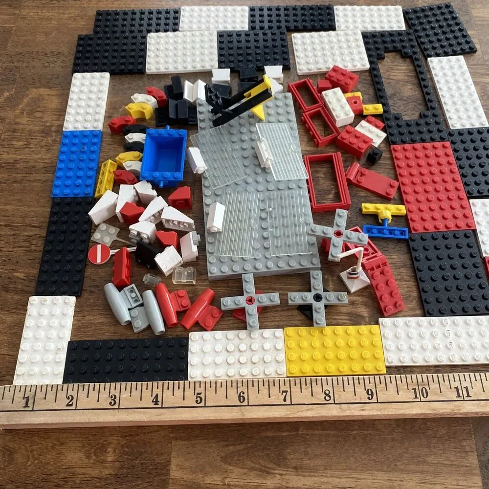 Vintage Lego Lot Flat Helicopter Door Wedge Brick Curve Sign Mixed 90+ Pieces